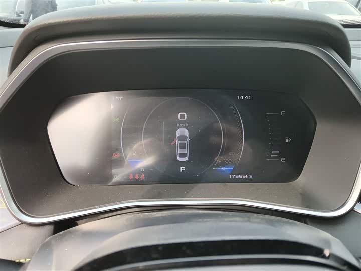 Фото 12 - Geely Preface