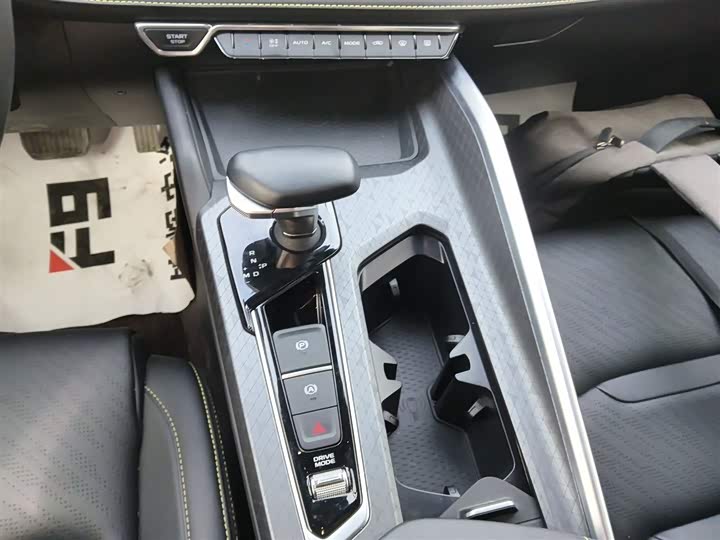 Фото 14 - Geely Preface