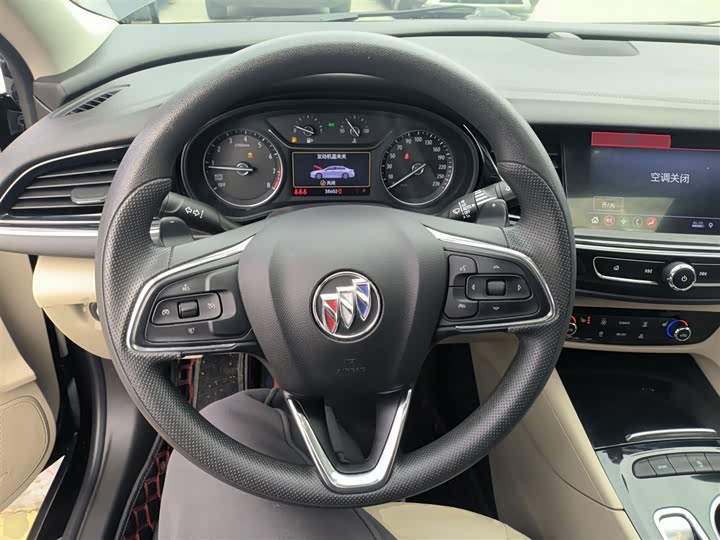 Фото 11 - Buick Regal