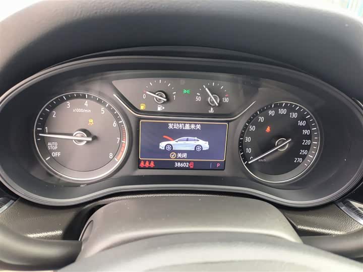 Фото 12 - Buick Regal