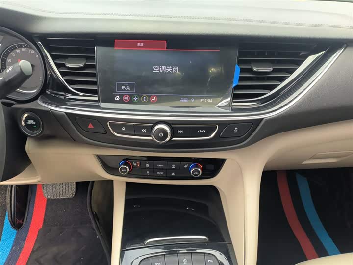 Фото 13 - Buick Regal