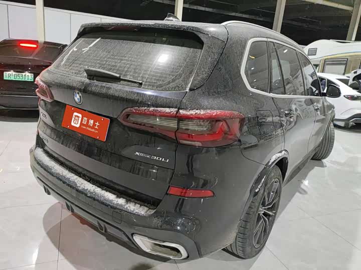 Фото 13 - BMW X5