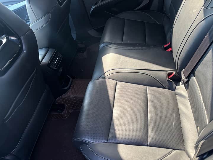 Фото 6 - MG Motor 5 Scorpio