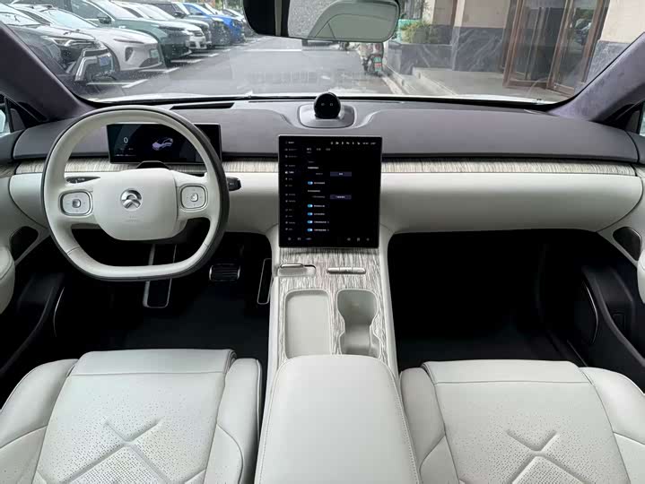 Фото 12 - Nio ET7