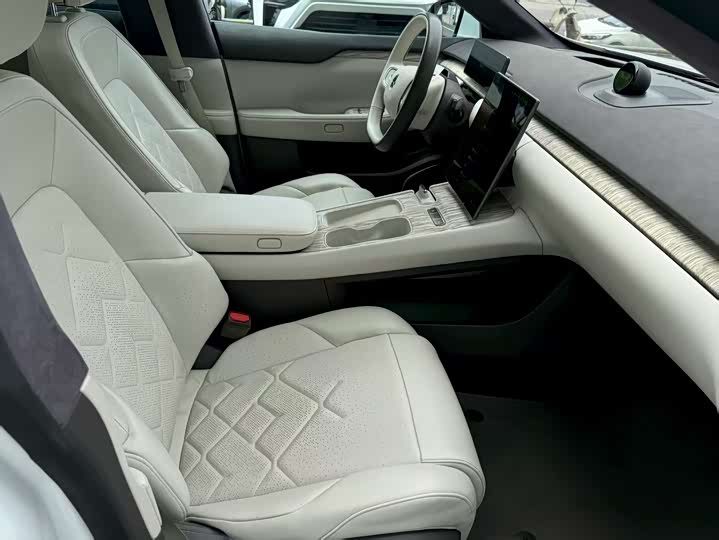 Фото 13 - Nio ET7