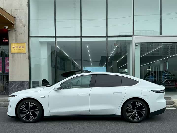 Фото 8 - Nio ET7