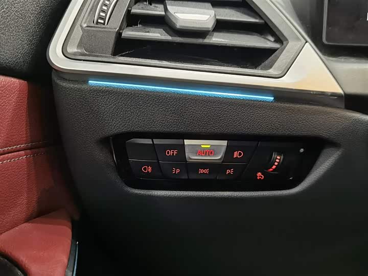 Фото 21 - BMW 3 Series