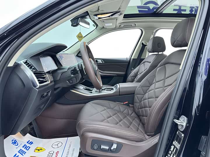 Фото 10 - BMW X5