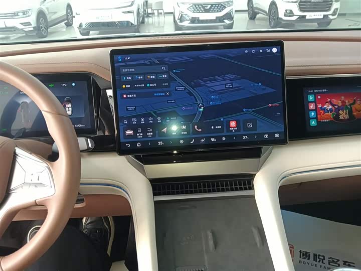 Фото 13 - BYD Xia