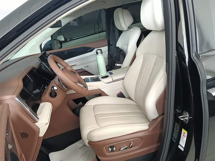 Фото 15 - BYD Xia