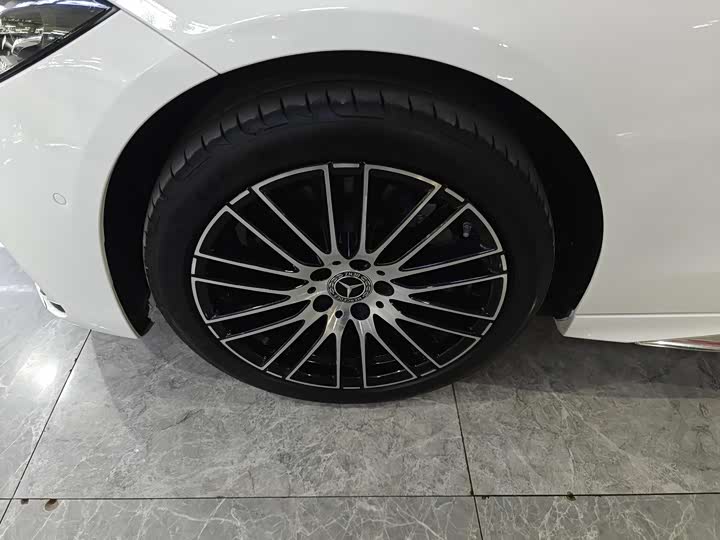 Фото 8 - Mercedes-Benz C-Class