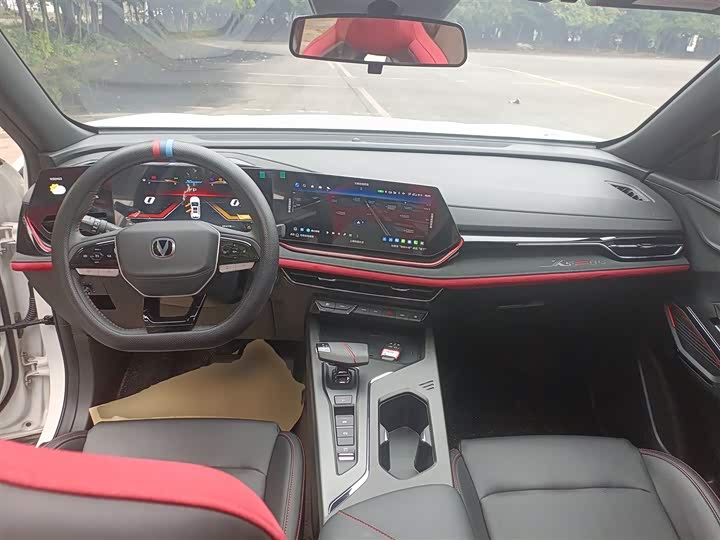 Фото 10 - Changan X5 Plus