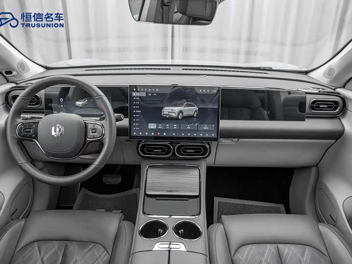 Фото 20 - Leapmotor C11