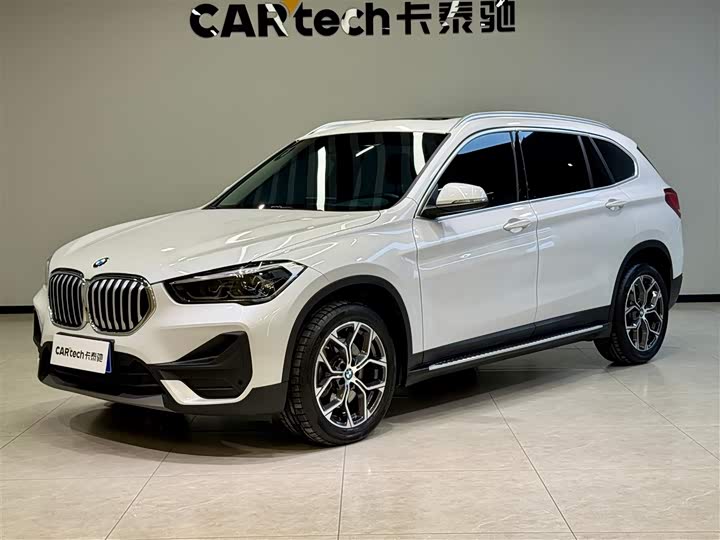 Фото 1 - BMW X1