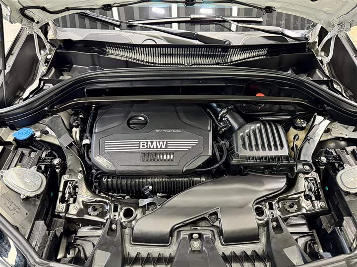 Фото 11 - BMW X1