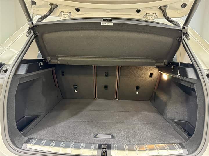 Фото 12 - BMW X1