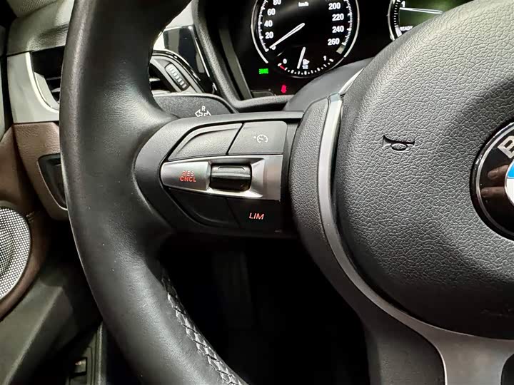 Фото 24 - BMW X1