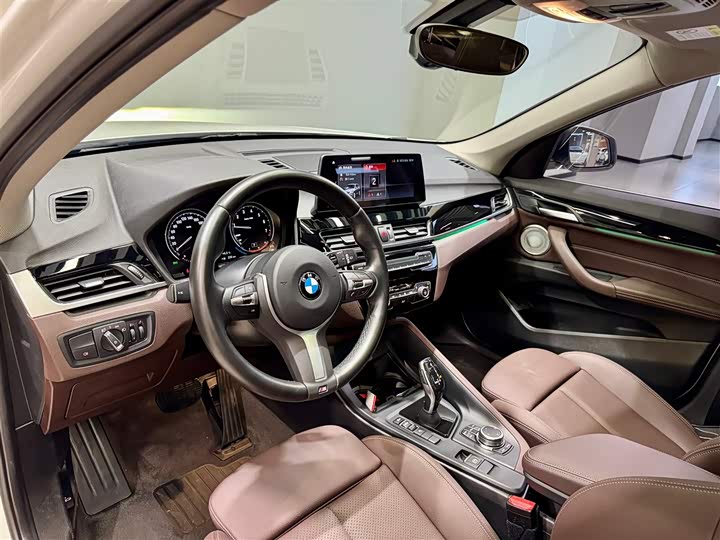 Фото 28 - BMW X1
