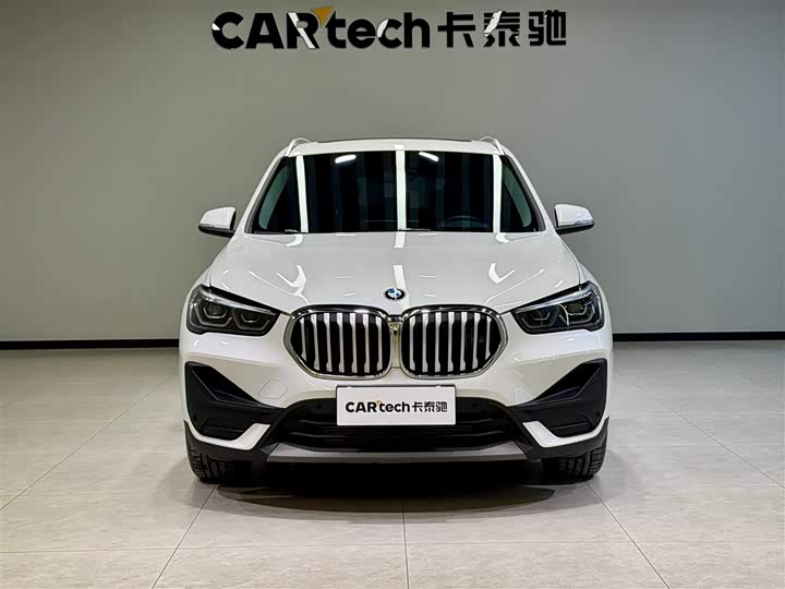 Фото 3 - BMW X1