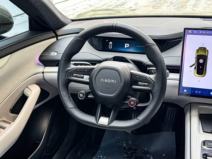 Фото 16 - Xiaomi SU7