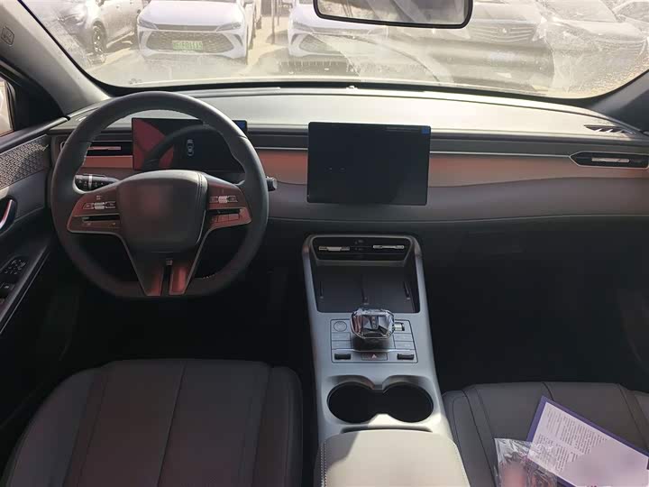 Фото 10 - BYD Qin Plus