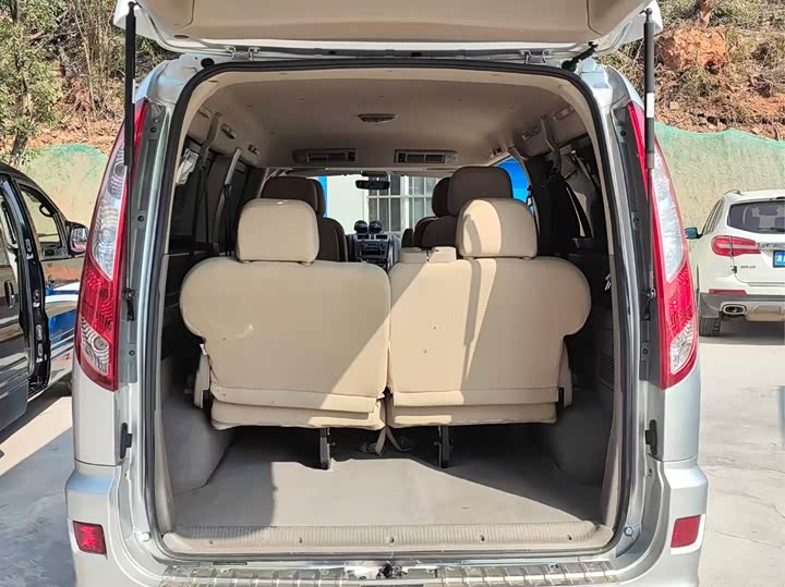 Фото 7 - Foton G5