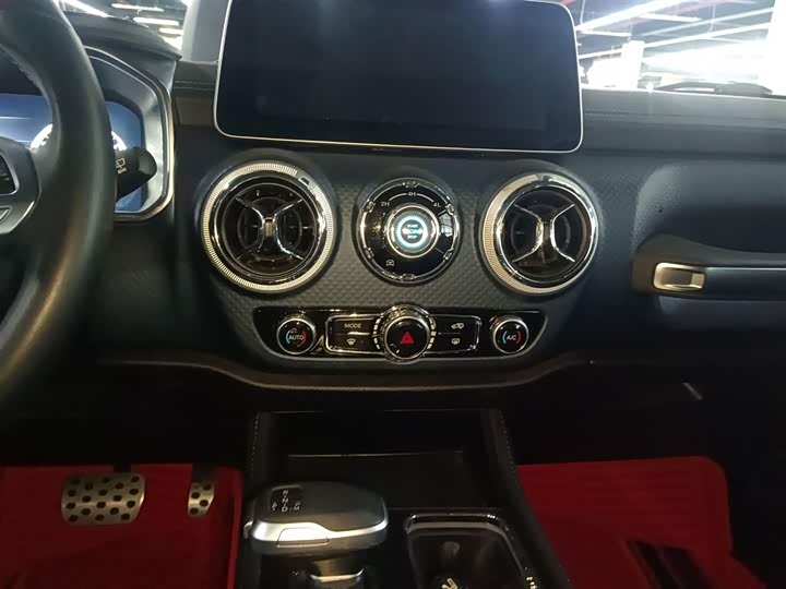 Фото 13 - BAIC Beijing BJ40