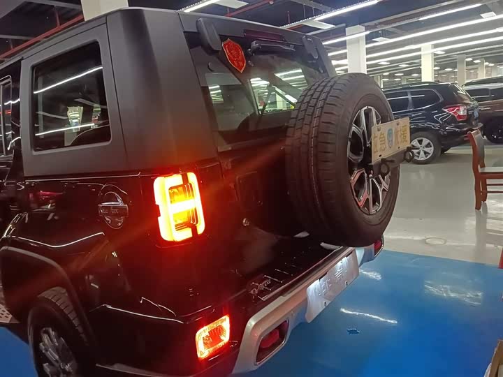 Фото 6 - BAIC Beijing BJ40