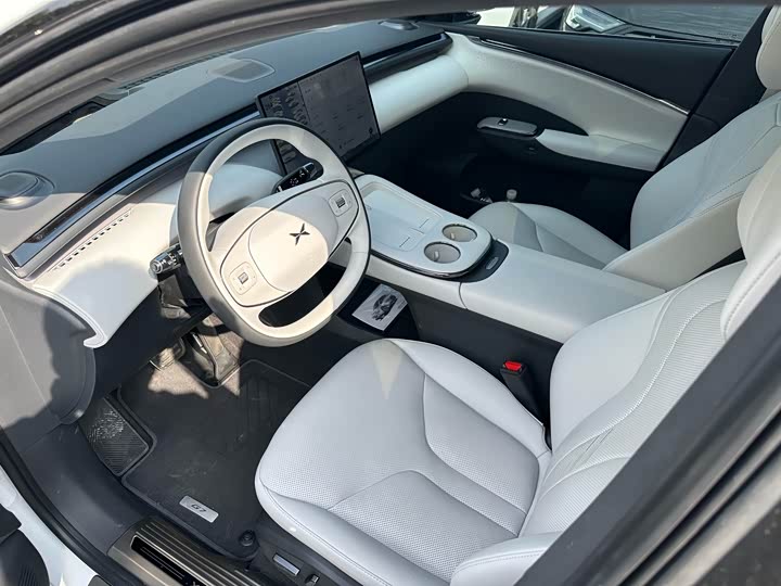 Фото 9 - XPeng G7