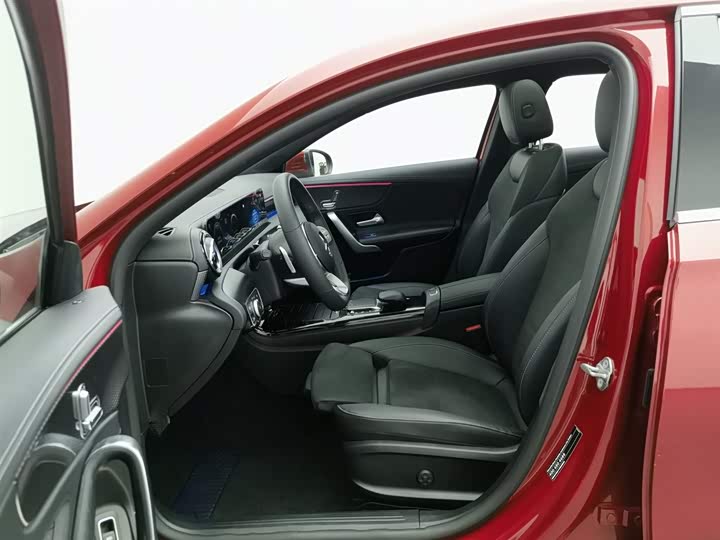 Фото 10 - Mercedes-Benz A-Class