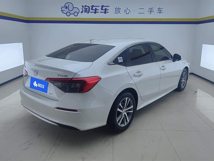 Фото 3 - Honda Civic