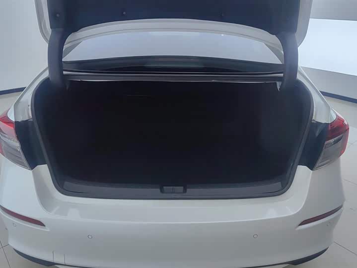 Фото 4 - Honda Civic