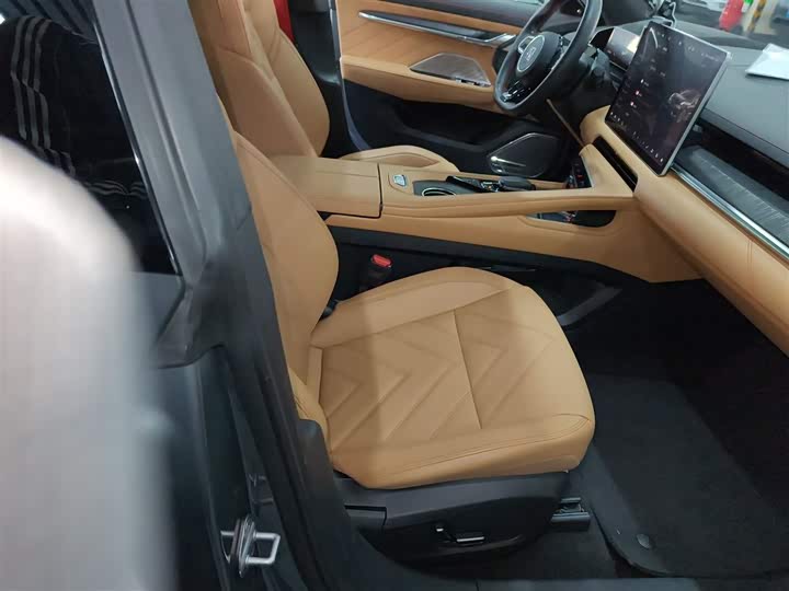 Фото 25 - Zeekr 001