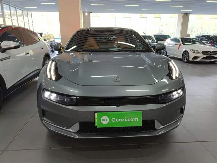 Фото 3 - Zeekr 001