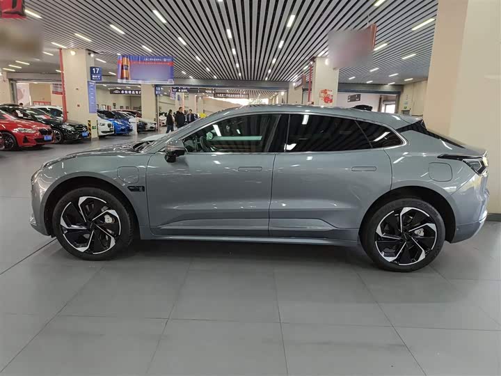 Фото 5 - Zeekr 001