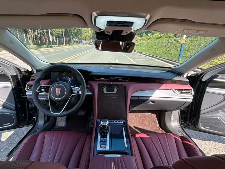 Фото 7 - Hongqi H5