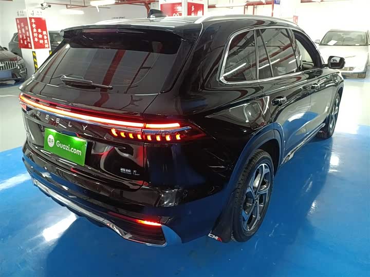 Фото 7 - Geely Monjaro