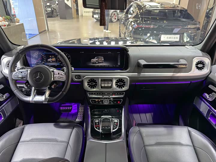 Фото 18 - Mercedes-Benz G-Class AMG