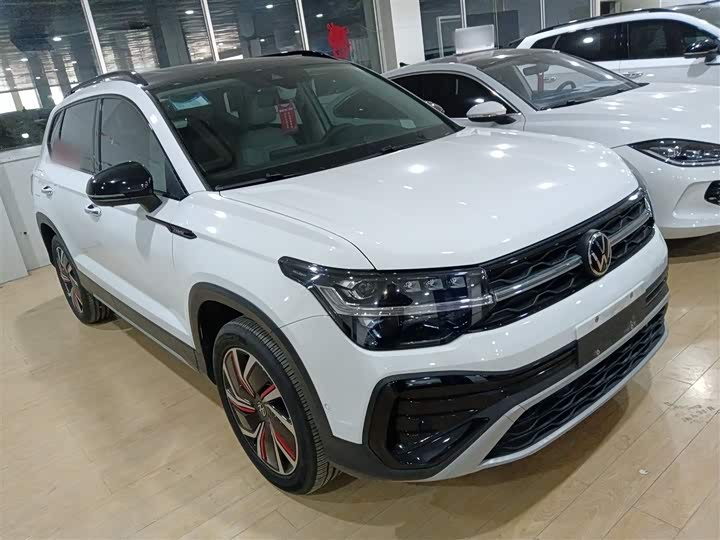 Фото 4 - Volkswagen Tharu