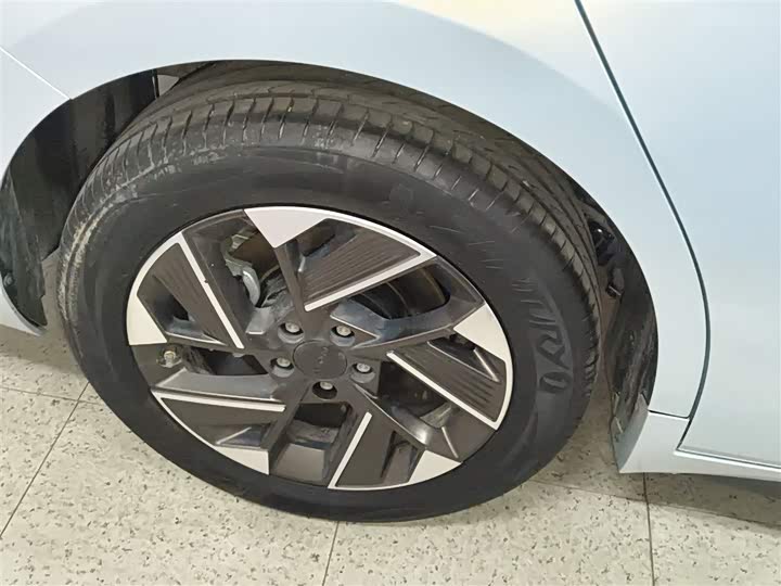 Фото 26 - GAC Aion S Plus