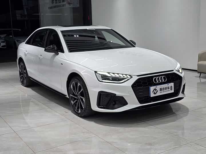 Фото 3 - Audi A4L