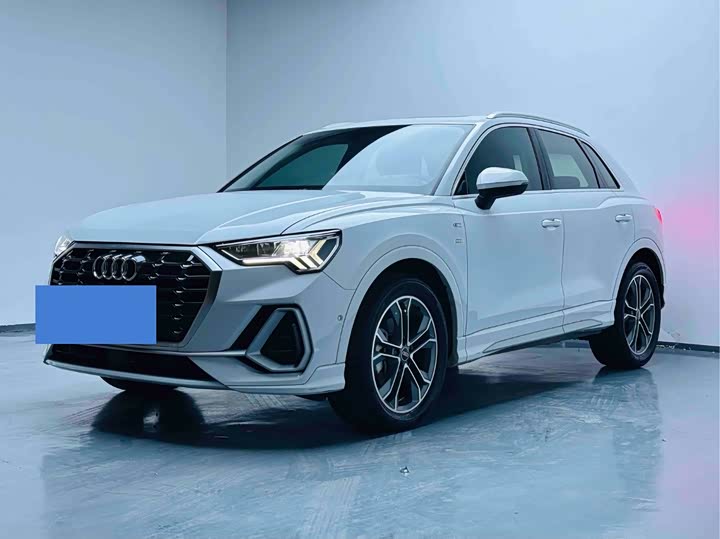 Фото 1 - Audi Q3