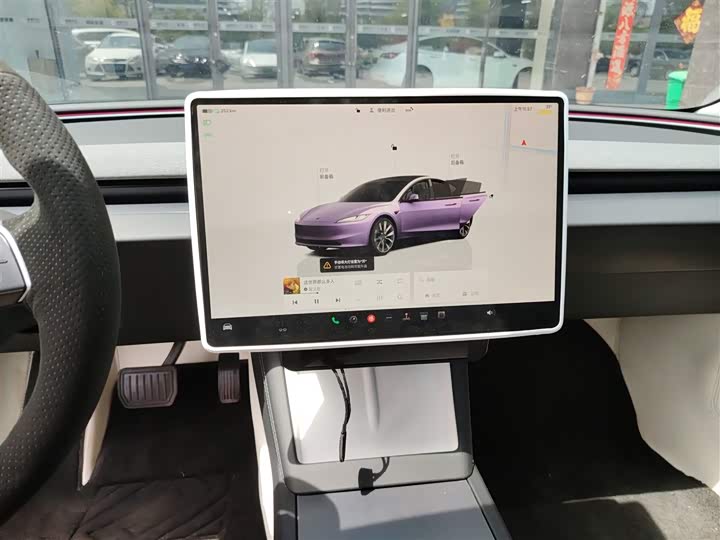 Фото 5 - Tesla Model 3