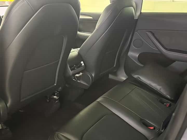 Фото 7 - Tesla Model Y