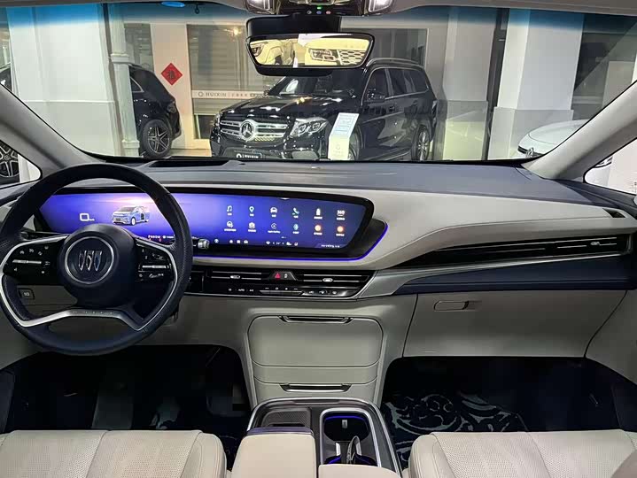 Фото 8 - Buick GL8 Century