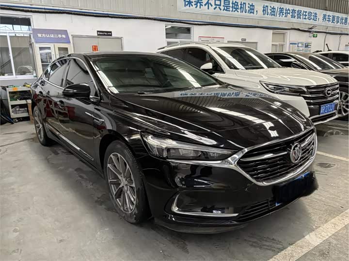 Фото 3 - Buick LaCrosse