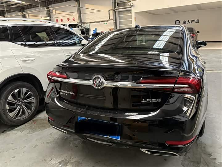 Фото 7 - Buick LaCrosse