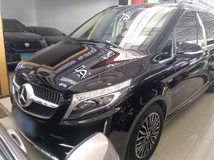 Фото 2 - Mercedes-Benz V-Class