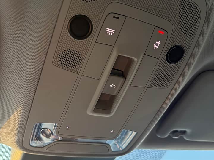 Фото 37 - Audi Q2L