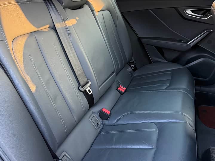 Фото 6 - Audi Q2L